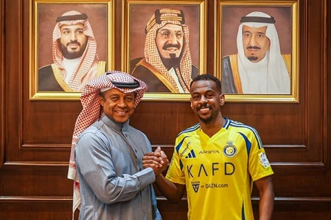 رسميا.. النصر السعودي يجدد عقد عبد الله الخيبري